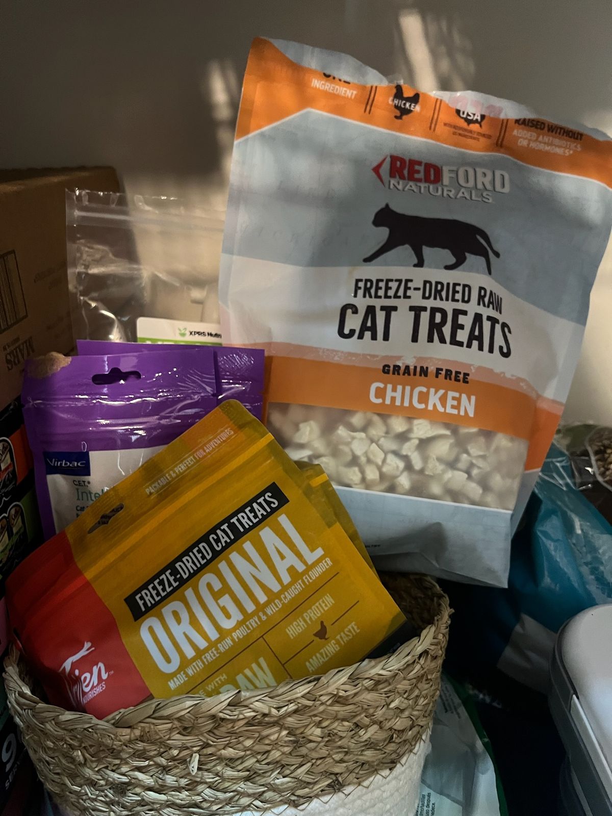Treat basket