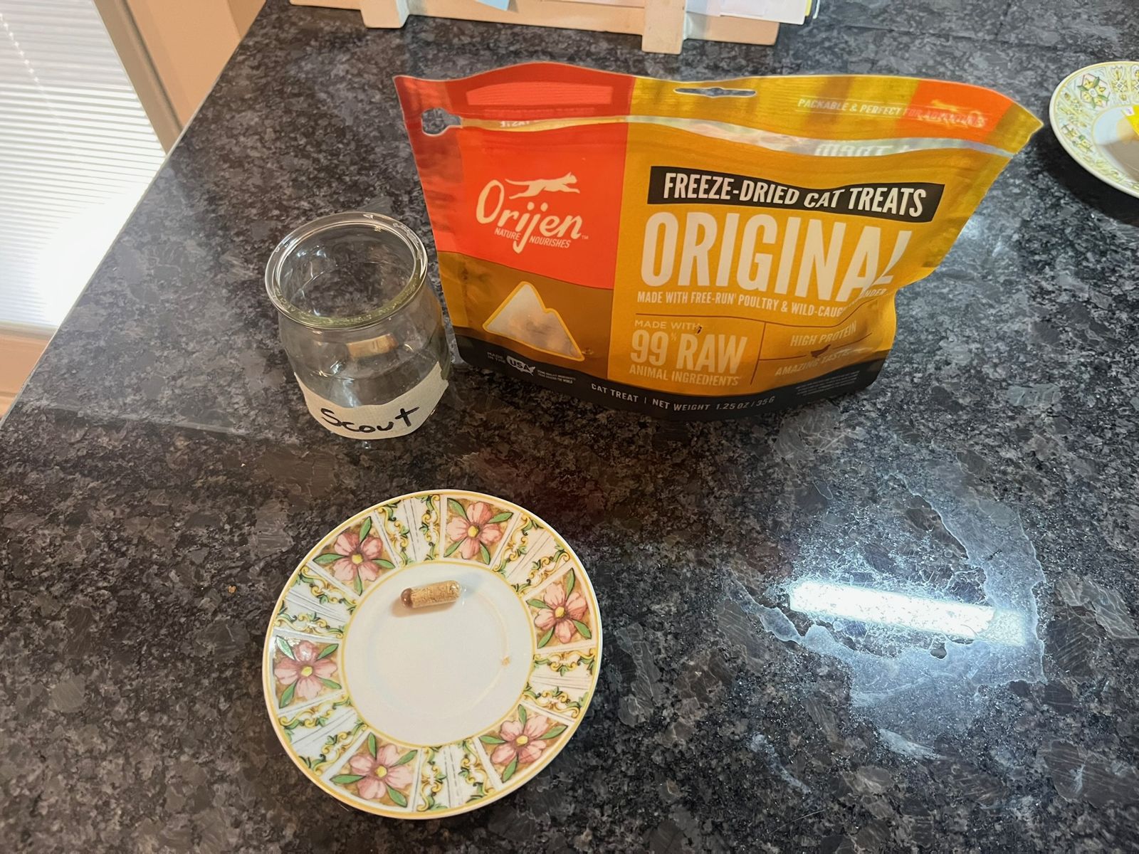Step 1, the plate and the pill